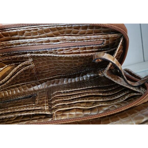 Kathy Van Zeeland Womens Pocketbook Golden Honey Croco Embossed Organizer Bag - Picture 12 of 16